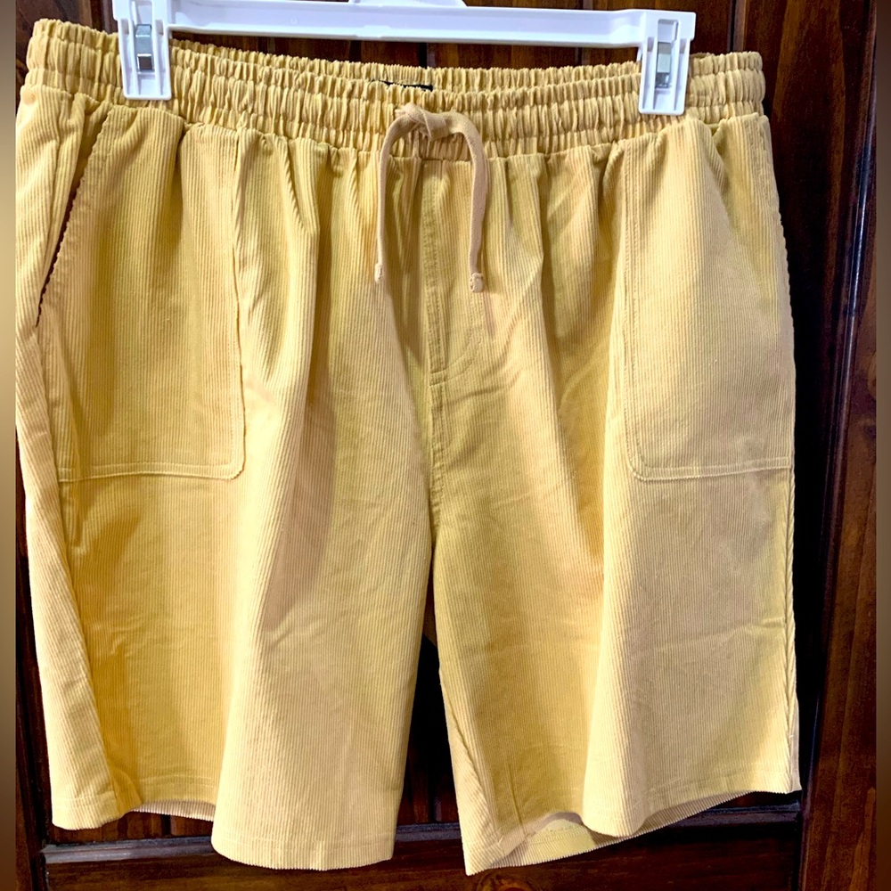 NWT Men Shorts